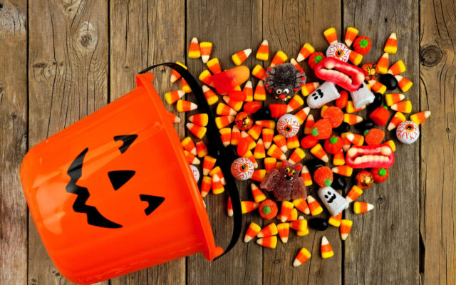 2018’s Most Popular Halloween Candies to Hand Out in All 50 States