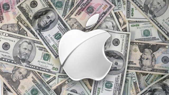 Apple Is Now America’s First Trillion-Dollar Company . . . How Much Would You Have If You’d Invested Years Ago?