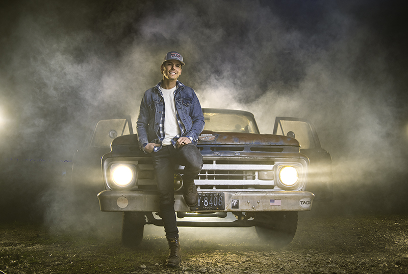 <h1 class="tribe-events-single-event-title">Granger Smith</h1>