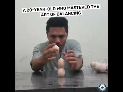 A Man Has Set a New World Record for the Largest Stack of Eggs