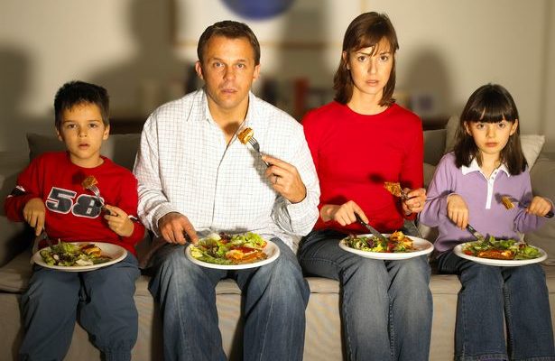 Nine Eating Habits, Like 18% of People Do Not Alternate Foods While Eating